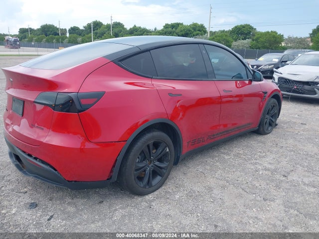 2021 TESLA MODEL Y 5YJYGDEE1MF105955 Photo 3