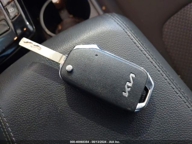 KNDPUCAG1P7022834 KIA Sportage Hybrid Lx