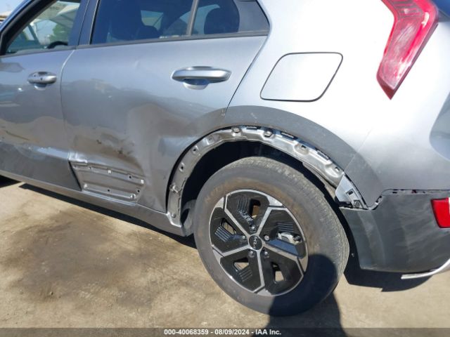 KNDCR3LE4P5060355 KIA NIRO EX