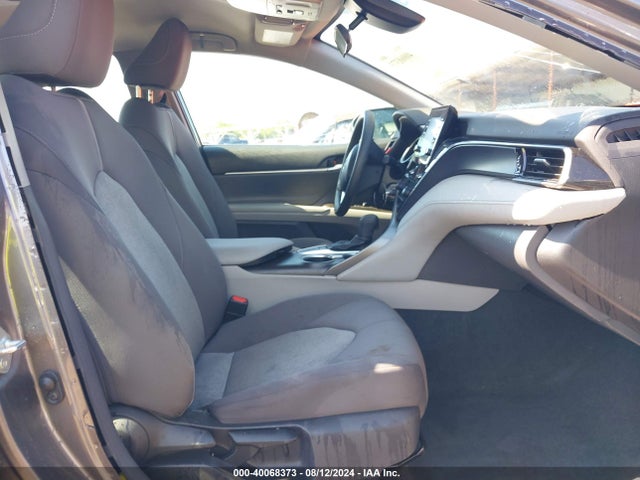 Toyota CAMRY LE 2022 4T1C11AK5NU638935 Image 5