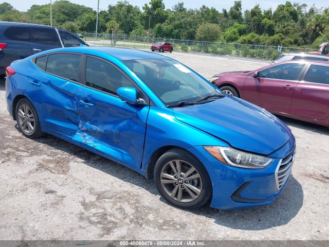 2018 5NPD84LFXJH389204 main image