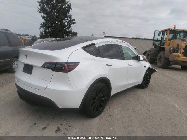 2023 TESLA MODEL Y 7SAYGDEE9PF627465 Photo 3