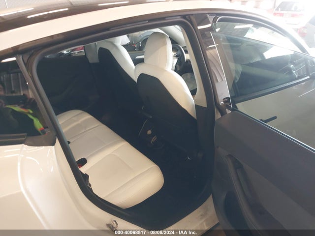 2023 TESLA MODEL Y 7SAYGDEE9PF627465 Photo 7