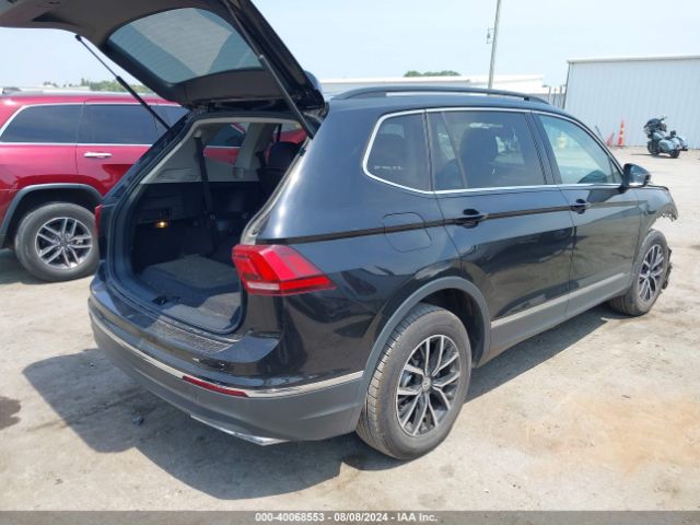 3VV3B7AX9MM104874 Volkswagen Tiguan 2.0t Se/2.0t Se R-line Black/2.0t Sel