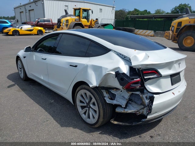 2022 TESLA MODEL 3 5YJ3E1EB7NF181573 Photo 2