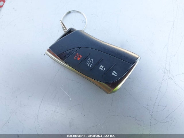 58ADA1C16PU036730 Lexus ES 300H