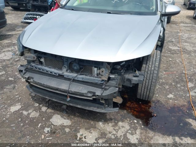 3VWE57BU5KM230663 Volkswagen Jetta 1.4t Sel