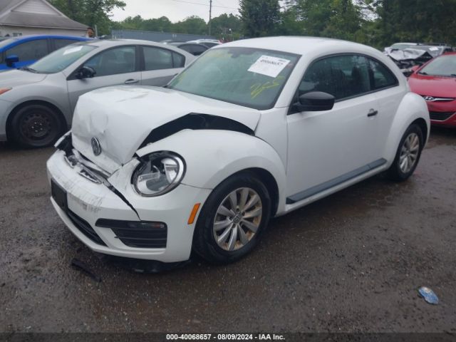 2017 VOLKSWAGEN BEETLE 3VWF17AT3HM607055 Photo 1