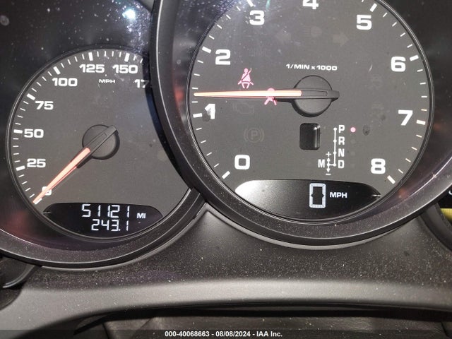 2018 PORSCHE MACAN WP1AA2A51JLB17043 Photo 6