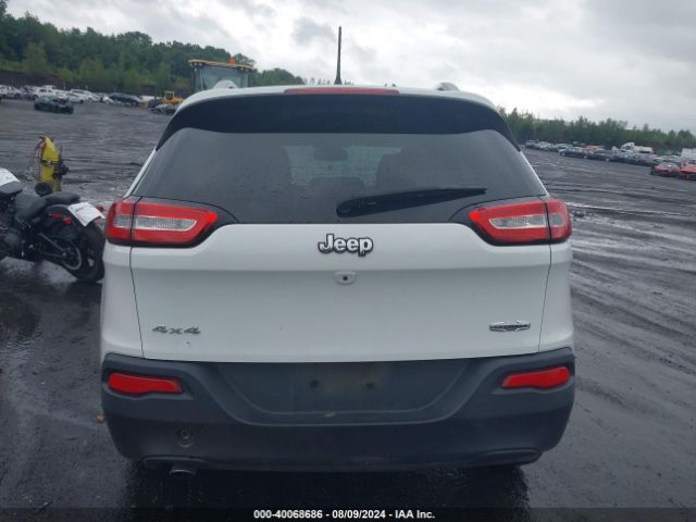 1C4PJMCB3HW546963 Jeep Cherokee Latitude 4x4