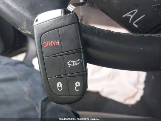 2C3CCAAG0FH807441 Chrysler 300 Limited