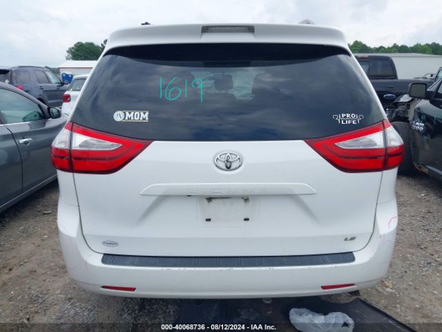 5TDKK3DC9FS629688 Toyota Sienna Le 8 Passenger