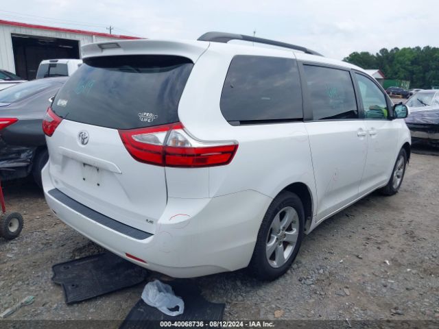 5TDKK3DC9FS629688 Toyota Sienna Le 8 Passenger