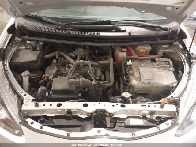 JTDKDTB33G1131529 Toyota Prius C Two