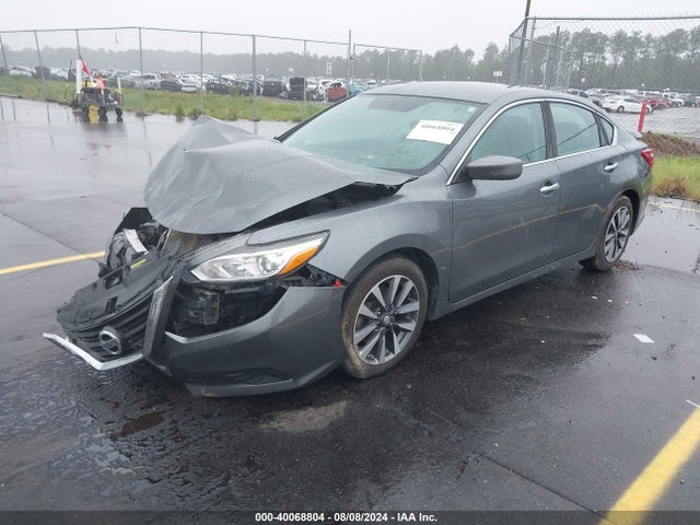 Nissan Altima 2.5 Sv 2017 1N4AL3AP7HC181705 Image 2