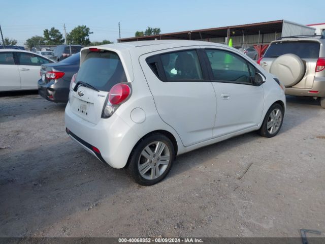 KL8CD6S92EC559645 Chevrolet Spark 1lt Auto