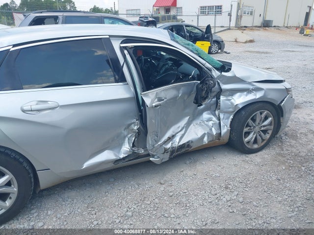 Chevrolet IMPALA 1LT 2017 2G1105S34H9118863 Image 6