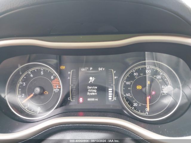 1C4PJMCB0JD568632 Jeep Cherokee Latitude 4x4