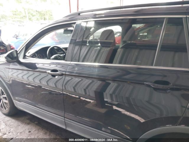 3VV2B7AX2KM171728 Volkswagen Tiguan 2.0t Se/2.0t Sel/2.0t Sel R-line/2.0t Sel R-line Black