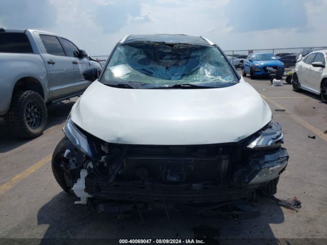 JN8AT3DC3MW104474 Nissan Rogue Platinum Fwd