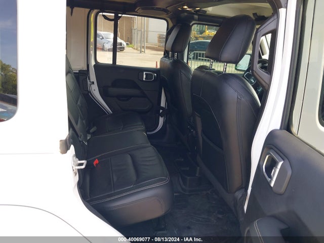 1C4HJXEN3KW543050 Jeep Wrangler Unlimited Sahara 4x4
