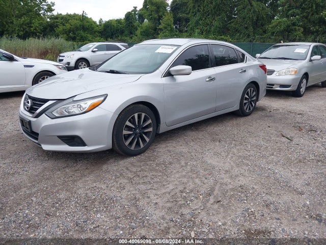 Nissan Altima 2.5 Sv 2018 1N4AL3AP3JC208937 Image 2