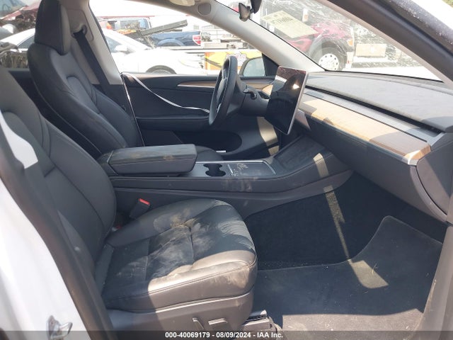 2023 TESLA MODEL Y 7SAYGDEE7PA074747 Photo 4