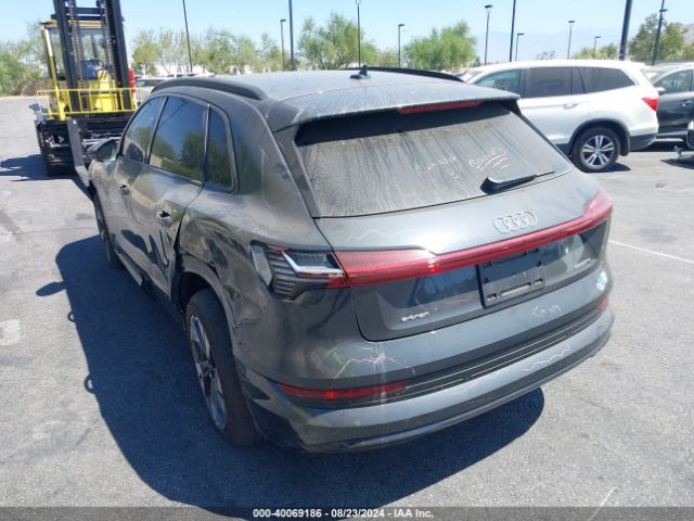 WA1AAAGE9MB007994 Audi E-tron Premium Quattro