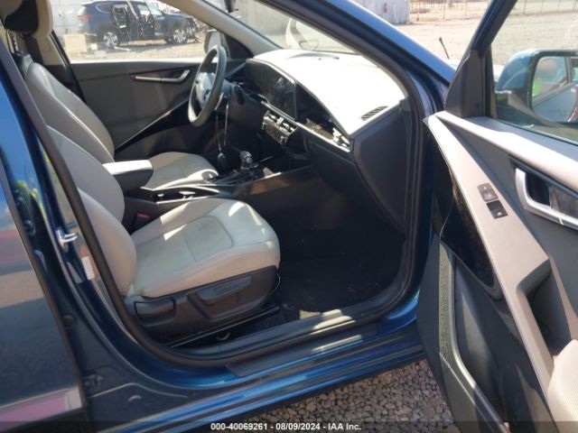 KNDCR3LE4P5107853 KIA Niro Ex Touring