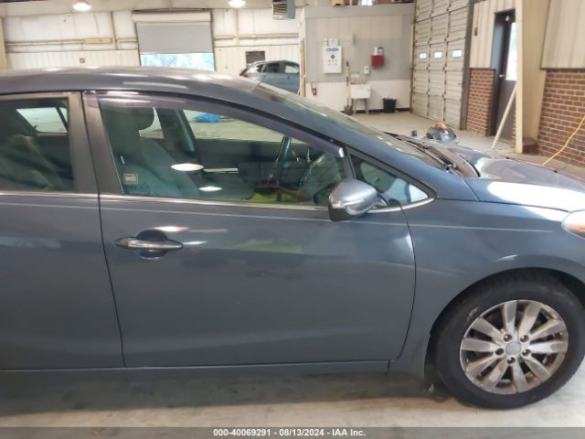 KNAFX5A85E5231930 KIA FORTE EX
