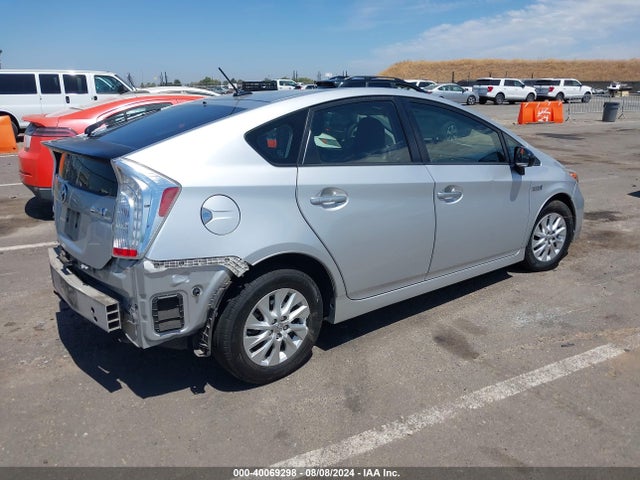 JTDKN3DP9E3058164 Toyota PRIUS PLUG-IN