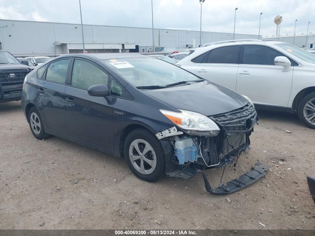 Toyota Prius Three 2014 JTDKN3DU5E0370277 Image 1