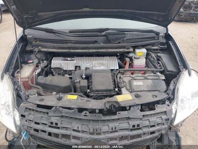 Toyota Prius Three 2014 JTDKN3DU5E0370277 Image 10