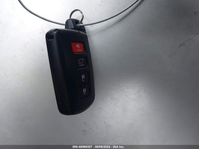 Toyota Rav4 Xle 2017 JTMWFREV0HJ708398 Image 11