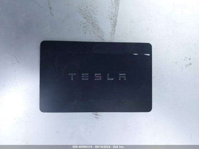 5YJ3E1EB8KF469341 Tesla Model 3 Long Range/performance