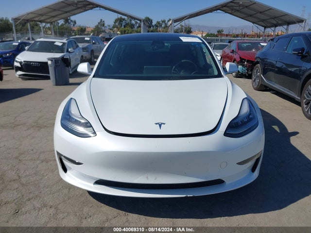 5YJ3E1EB8KF469341 Tesla Model 3 Long Range/performance