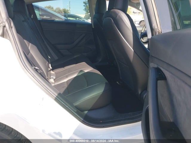 5YJ3E1EB8KF469341 Tesla Model 3 Long Range/performance