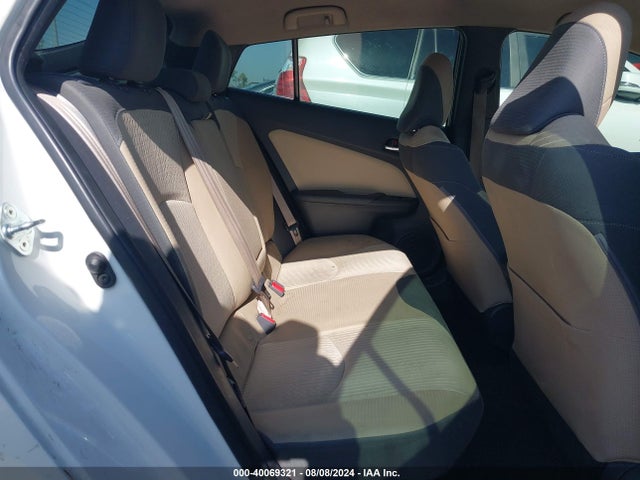 Toyota Prius Two Eco 2016 JTDKARFU3G3004878 Image 8