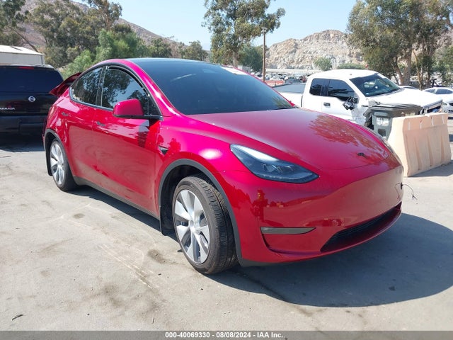 2024 TESLA MODEL Y 7SAYGAEE3RF078329 Photo 0