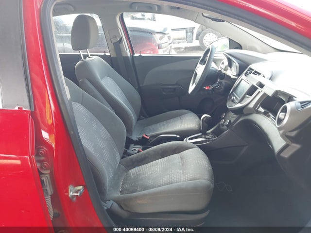 Chevrolet Sonic Ls Auto 2017 1G1JB5SH9H4174662 Image 5