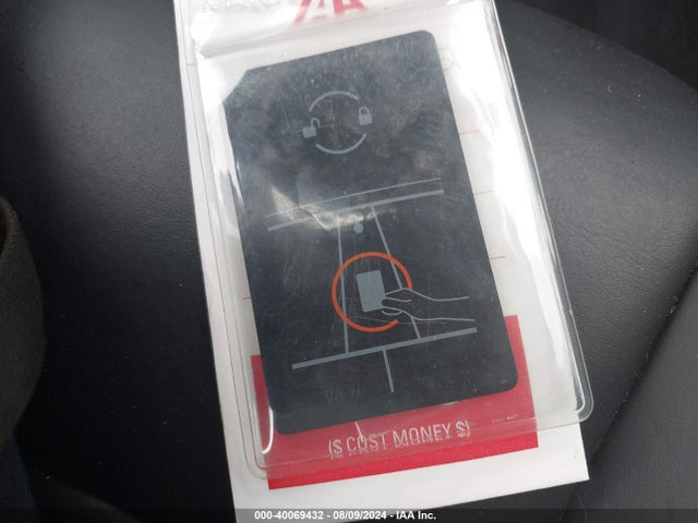 2021 TESLA MODEL Y 5YJYGAEE1MF257457 Photo 10