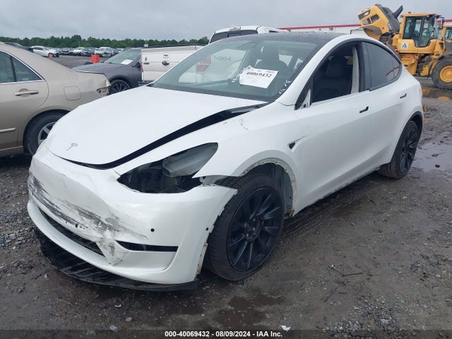 2021 TESLA MODEL Y 5YJYGAEE1MF257457 Photo 1