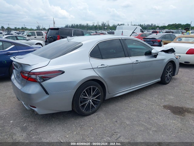 Toyota CAMRY SE 2024 4T1T11AK2RU908127 Image 4
