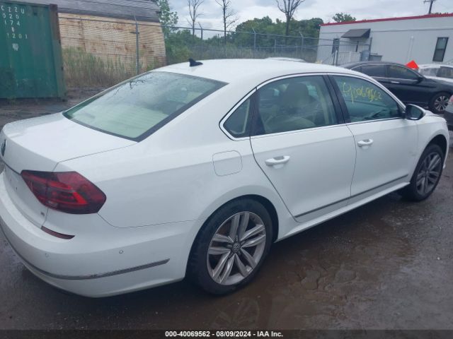 1VWCM7A30HC060497 Volkswagen Passat V6 Sel Premium