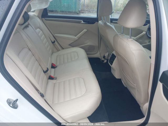 1VWCM7A30HC060497 Volkswagen Passat V6 Sel Premium