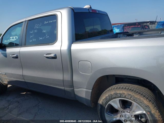 1C6RREJT9RN220652 RAM 1500 Laramie  4x2 5'7 Box