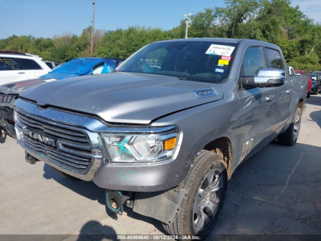 1C6RREJT9RN220652 RAM 1500 Laramie  4x2 5'7 Box