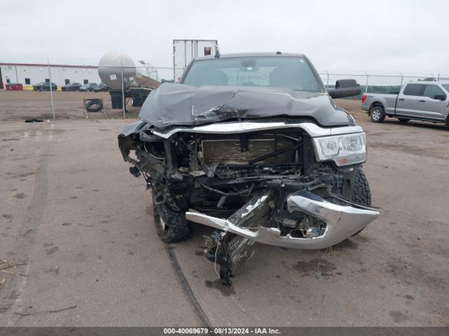 3C6UR5DL1NG202638 RAM 2500 Big Horn  4x4 6'4 Box