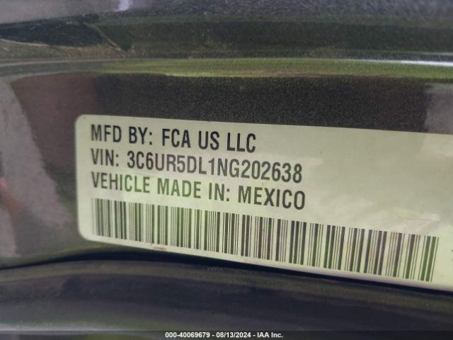 3C6UR5DL1NG202638 RAM 2500 Big Horn  4x4 6'4 Box