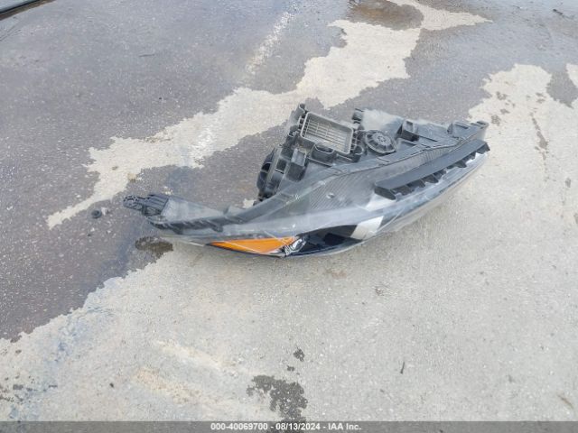 5XYPGDA38GG067959 KIA Sorento 2.4l Lx